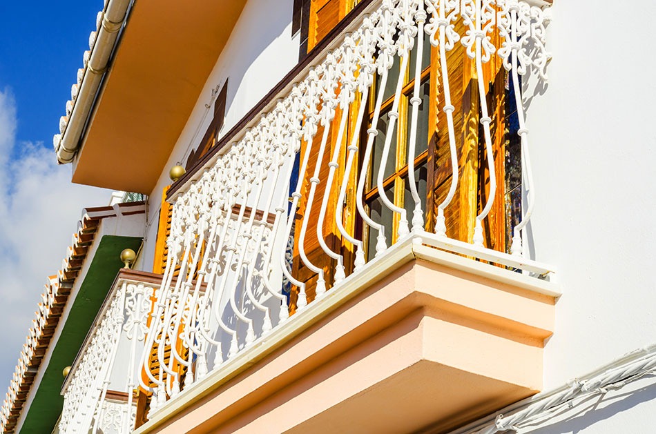 Odnowiona metalowa balustrada